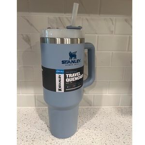 NWT Stanley Adventure Quencher Tumbler NEW Chambray 40OZ